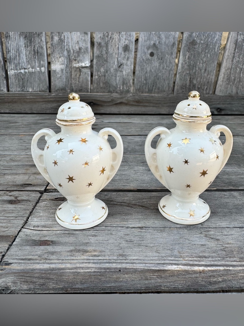 Noritake White Ceramic Star-Accented Salt & Pepper Shakers with Gold Trim
